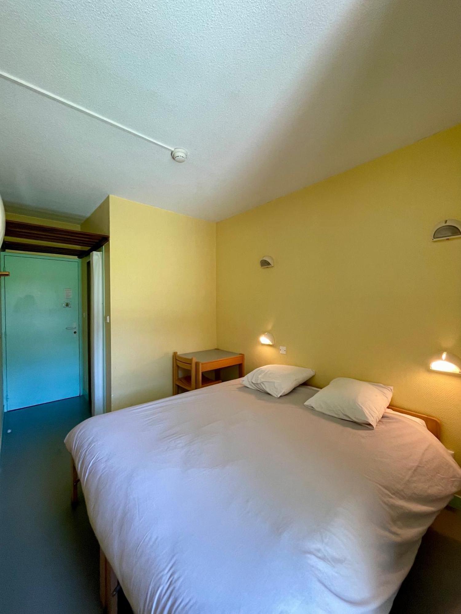 La Baleine Blanche - Chambres Campan Luaran gambar