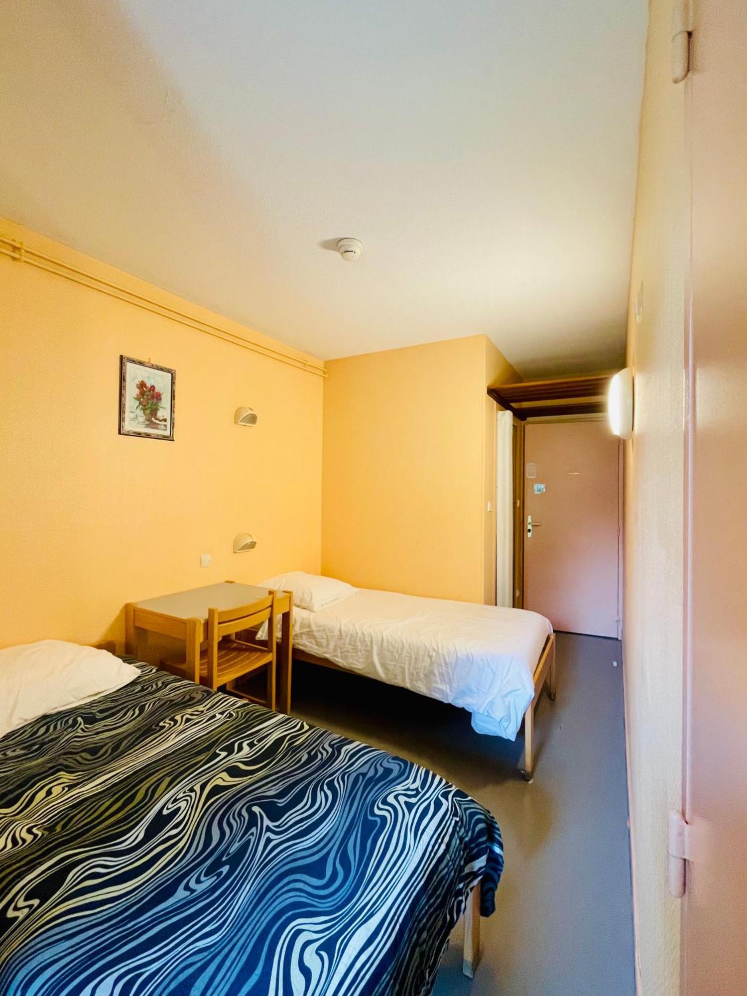 La Baleine Blanche - Chambres Campan Luaran gambar